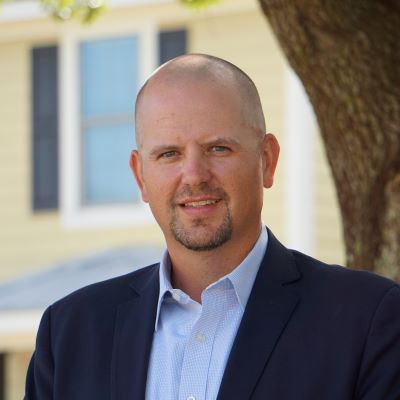 Picture of Justin Holt